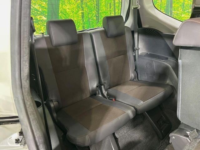 TOYOTA SIENTA HYBRID 2019 Image 31