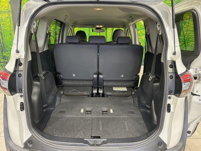 TOYOTA SIENTA HYBRID 2019 Image 31