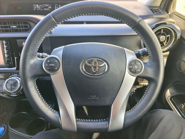 TOYOTA AQUA 2016 Image 31