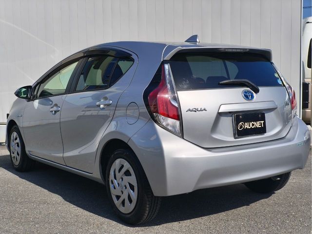 TOYOTA AQUA 2016 Image 31