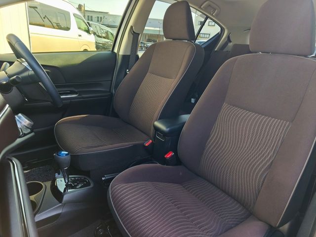 TOYOTA AQUA 2016 Image 31