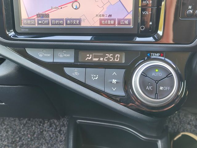 TOYOTA AQUA 2016 Image 31