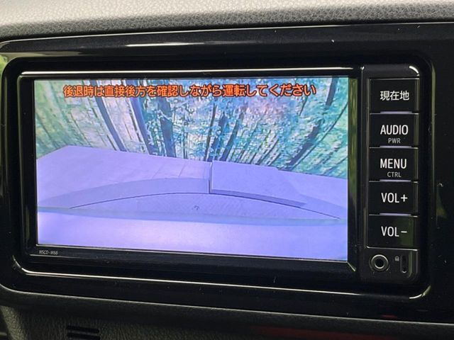 TOYOTA VITZ HYBRID 2017 Image 31