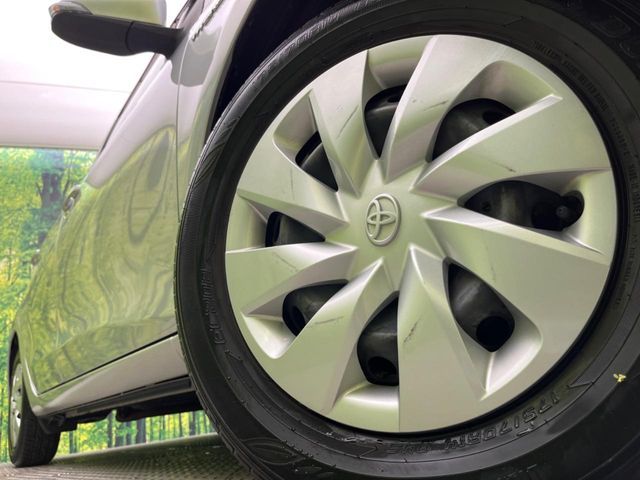 TOYOTA VITZ HYBRID 2017 Image 31