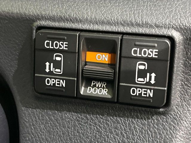 TOYOTA SIENTA HYBRID 2019 Image 31