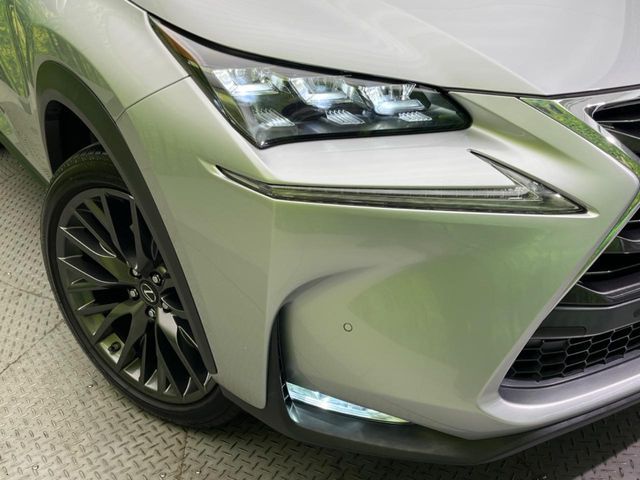 TOYOTA LEXUS NX300H 2016 Image 31