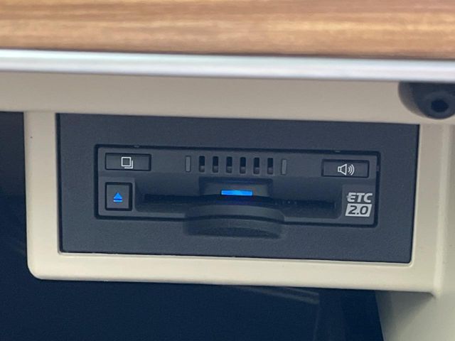 TOYOTA LANDCRUISER PRADO 2023 Image 31