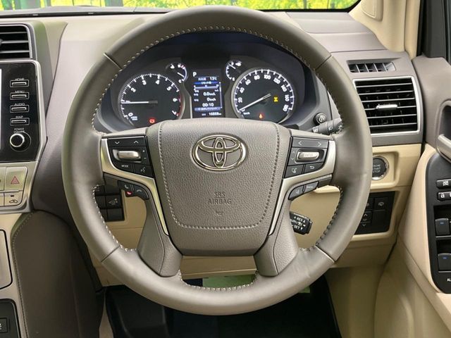 TOYOTA LANDCRUISER PRADO 2023 Image 31