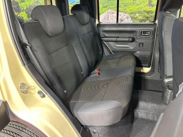 SUZUKI JIMNY NOMADE 2025 Image 31