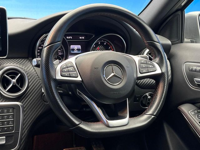MERCEDES BENZ A CLAS 2016 Image 31