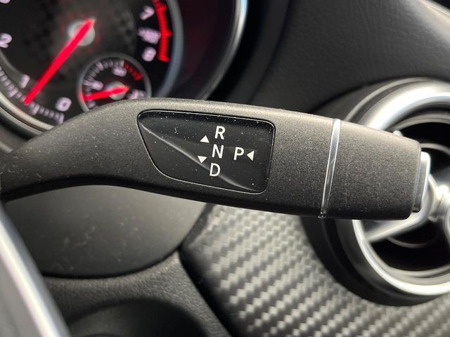 MERCEDES BENZ A CLAS 2016 Image 31