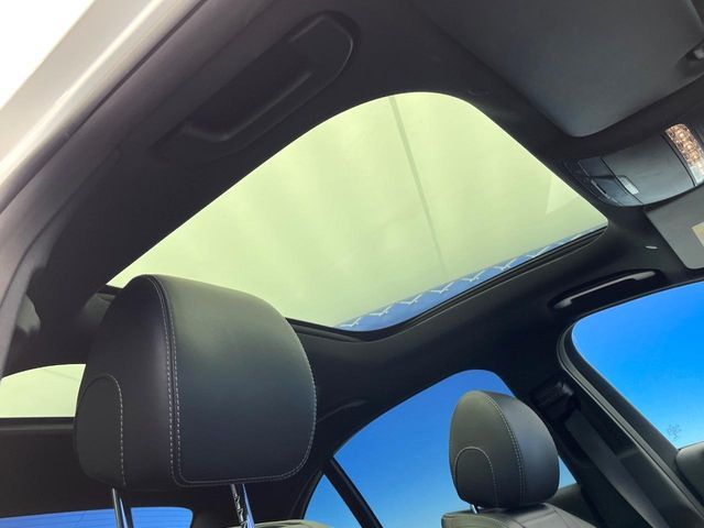 MERCEDES BENZ E CLAS 2017 Image 31