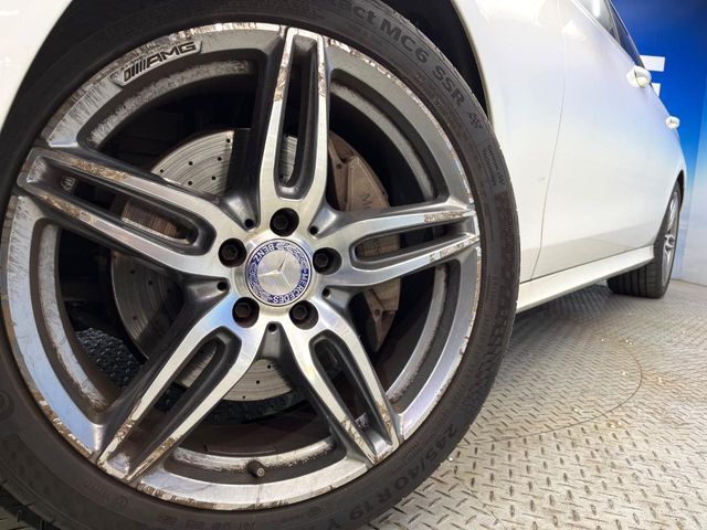 MERCEDES BENZ E CLAS 2017 Image 31