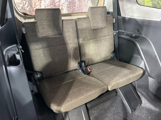 TOYOTA SIENTA HYBRID 2024 Image 31