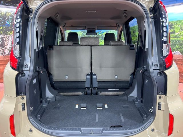 TOYOTA SIENTA HYBRID 2024 Image 31