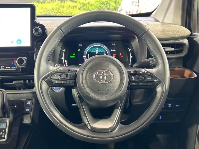 TOYOTA SIENTA HYBRID 2024 Image 31