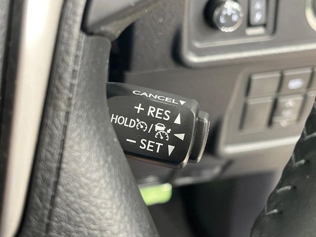 TOYOTA LANDCRUISER PRADO 2022 Image 31