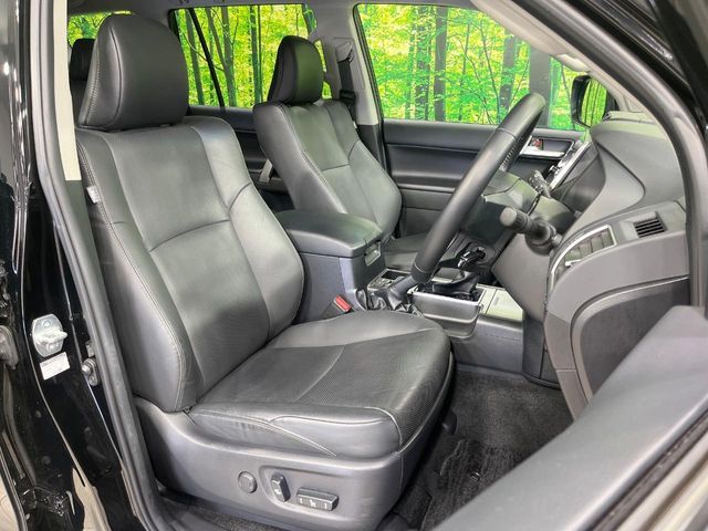 TOYOTA LANDCRUISER PRADO 2022 Image 31