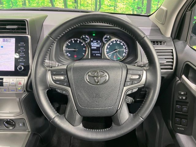 TOYOTA LANDCRUISER PRADO 2022 Image 31