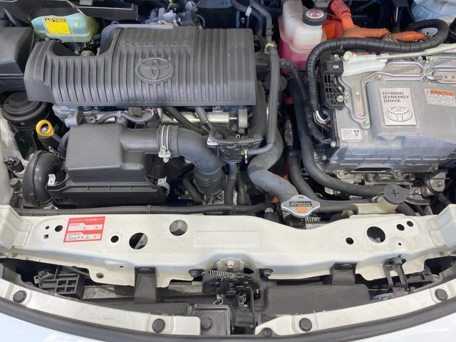 TOYOTA SIENTA HYBRID 2017 Image 31