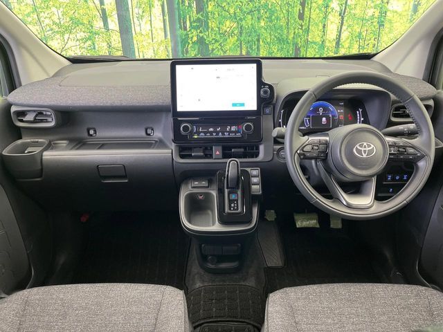 TOYOTA SIENTA HYBRID 2025 Image 31