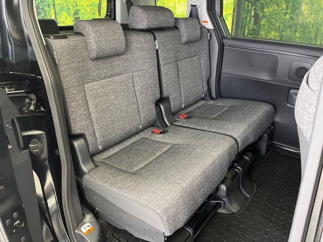 TOYOTA SIENTA HYBRID 2025 Image 31