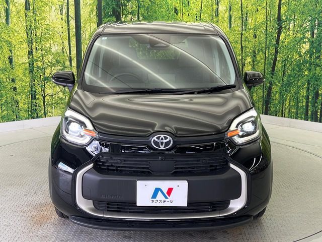 TOYOTA SIENTA HYBRID 2025 Image 31