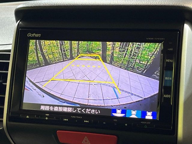 HONDA N BOX 2017 Image 31