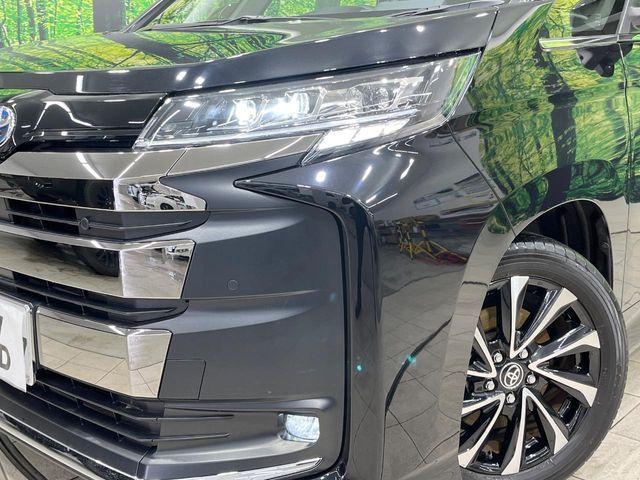 TOYOTA NOAH HYBRID 2023 Image 31