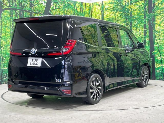 TOYOTA NOAH HYBRID 2023 Image 31