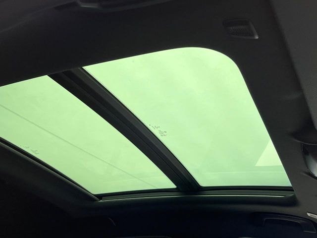 BMW 1SERIES 2022 Image 31