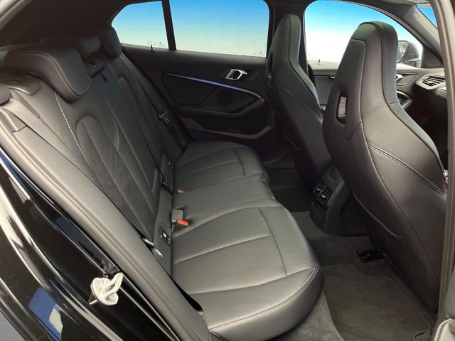 BMW 1SERIES 2022 Image 31