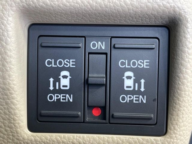 HONDA N BOX 2019 Image 31