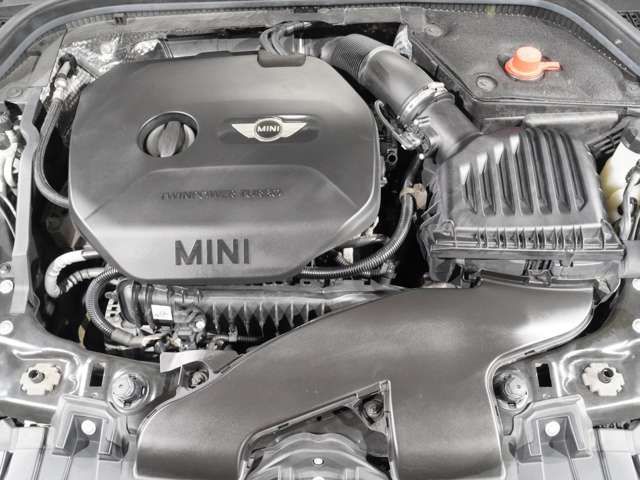 BMW MINI COOPER 5DOO 2015 Image 31