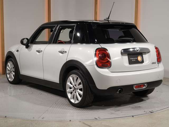 BMW MINI COOPER 5DOO 2015 Image 31