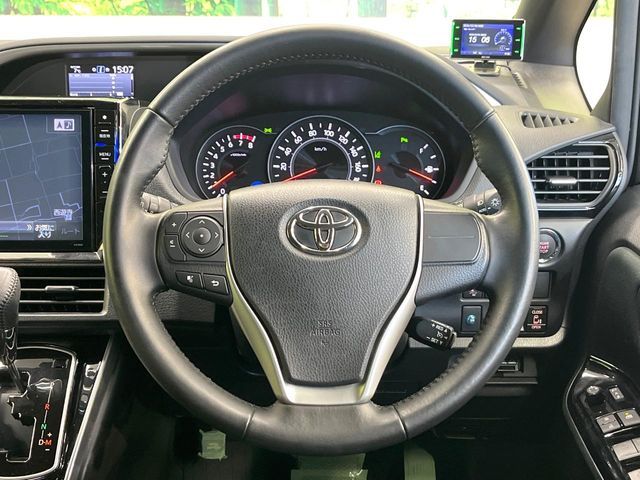 TOYOTA VOXY 2020 Image 31