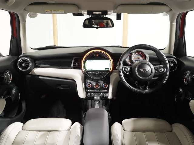 BMW MINI COOPER SD 5 2017 Image 31