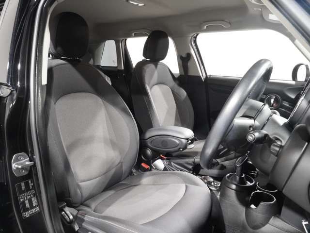 BMW MINI COOPER 5DOOR 2019 Image 31