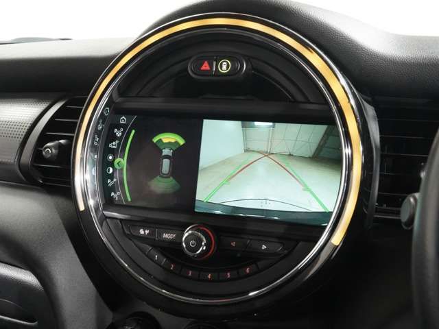 BMW MINI COOPER 5DOOR 2019 Image 31