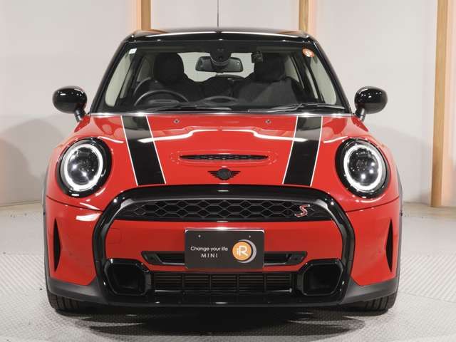 BMW MINI COOPER SD 5DOOR 2023 Image 31