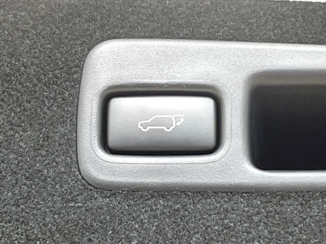 TOYOTA HARRIER 2WD 2018 Image 31