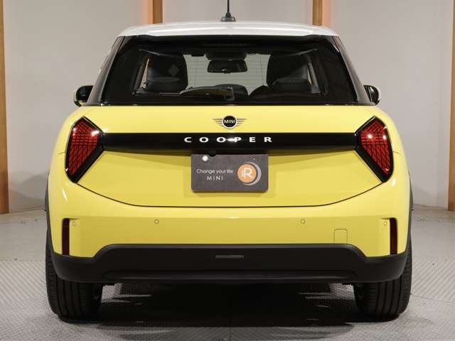 BMW MINI COOPER 5DOOR 2025 Image 31