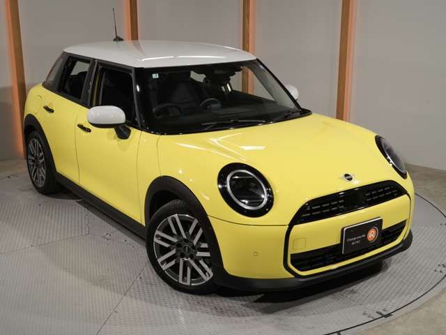 BMW MINI COOPER 5DOOR 2025 Image 31