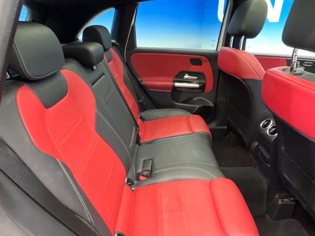 MERCEDES BENZ B CLAS 2019 Image 31