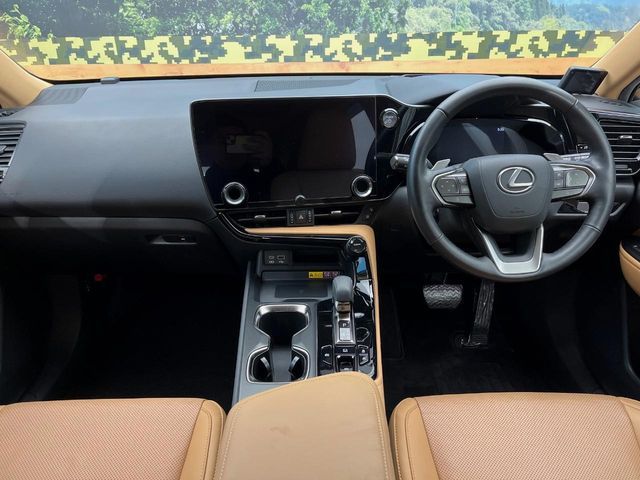 TOYOTA LEXUS NX350H AWD 2023 Image 31