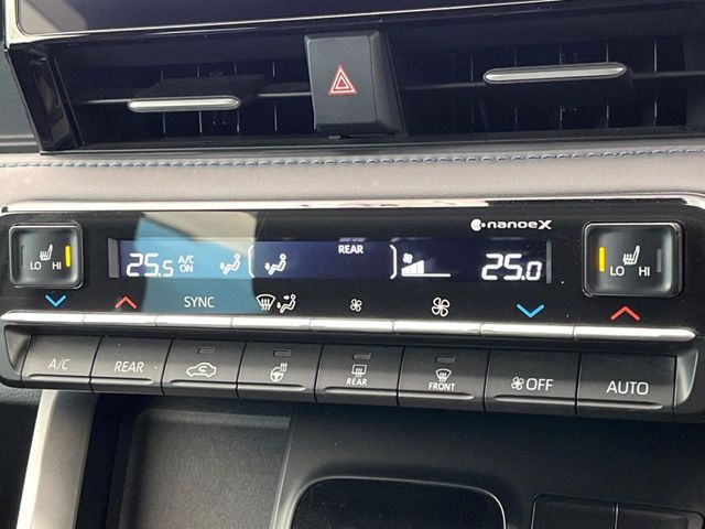 TOYOTA VOXY 2022 Image 31