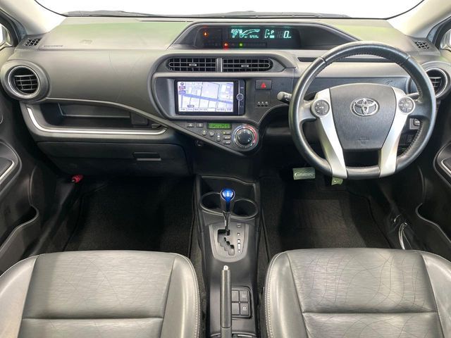 TOYOTA AQUA 2013 Image 31