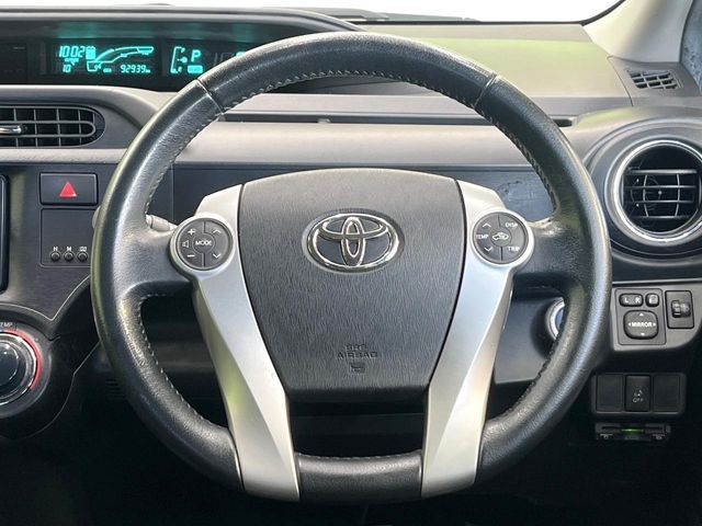 TOYOTA AQUA 2013 Image 31