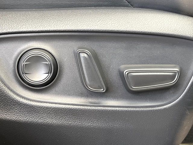 TOYOTA HARRIER 2WD 2025 Image 31