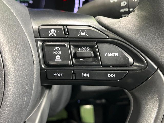 TOYOTA YARIS CROSS HYBRID 2025 Image 31